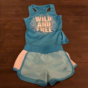 matching sketchers outfit